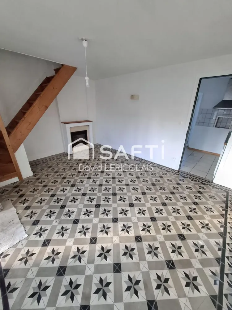 Maison à vendre à DANGY de 117m² 8 pièces
