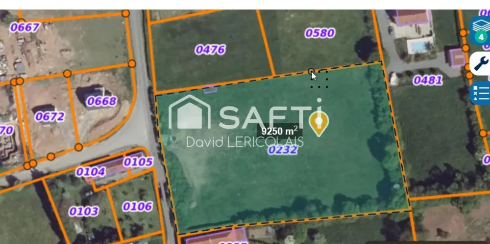 Terrain à vendre à GRAIGNES-MESNIL-ANGOT de 9250m²