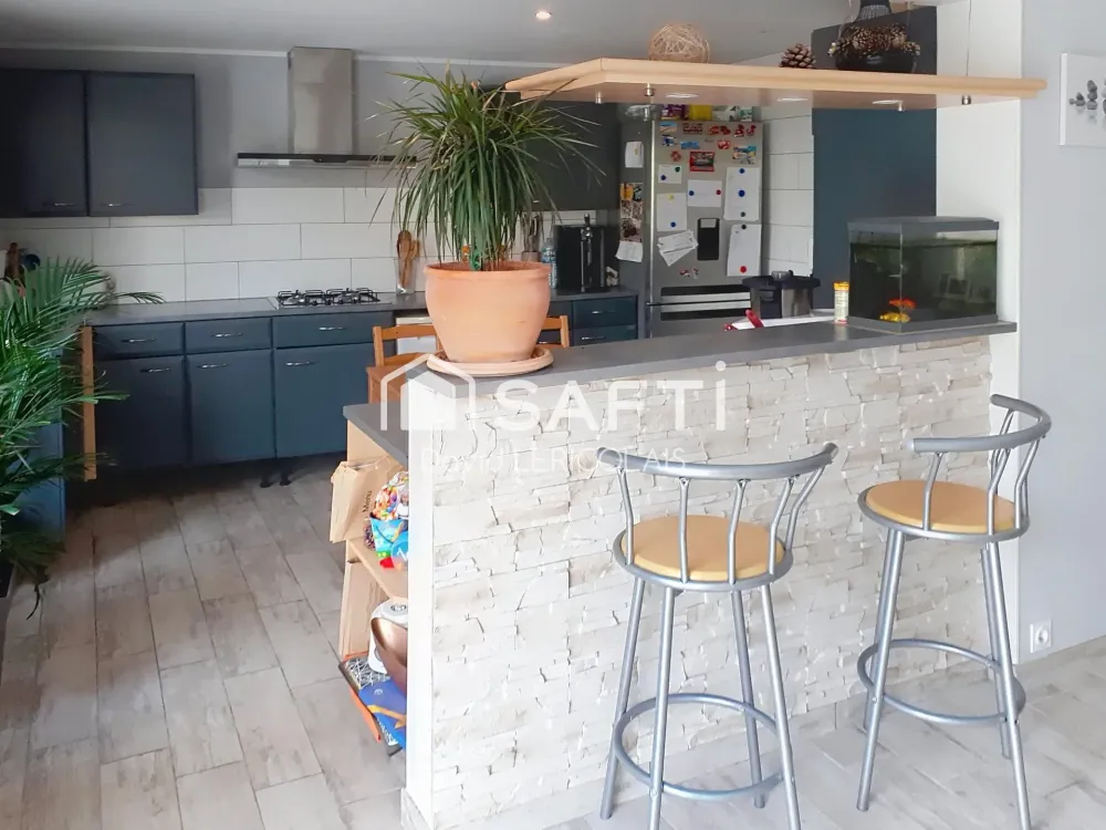Maison à vendre à CREANCES de 200m² (7)