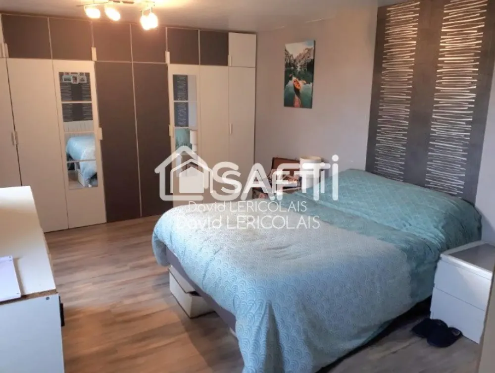 Maison à vendre à CREANCES de 200m² (15)