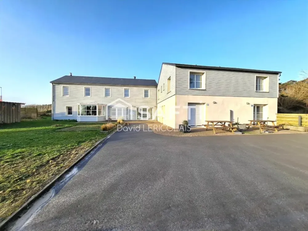 Maison à vendre à CREANCES de 383m² (5)