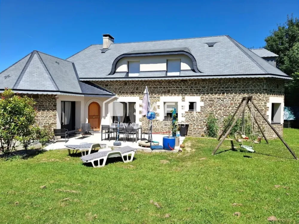 Maison à vendre à VILLEDIEU-LES-POELES-ROUFFIGNY de 167m² (3)