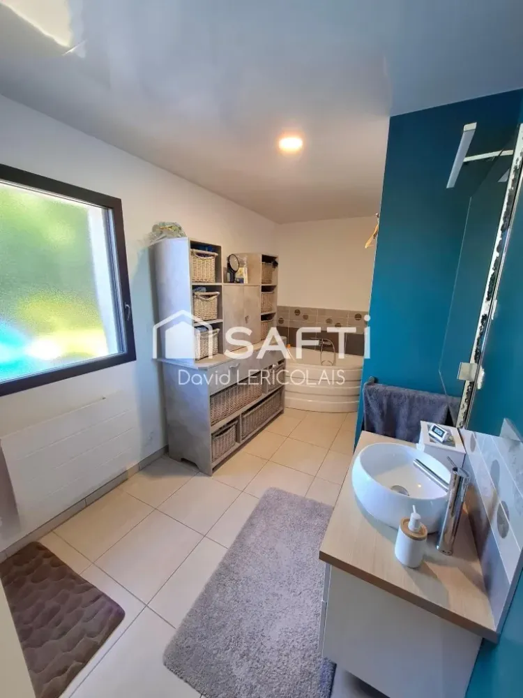 Maison à vendre à VILLEDIEU-LES-POELES-ROUFFIGNY de 167m² (10)